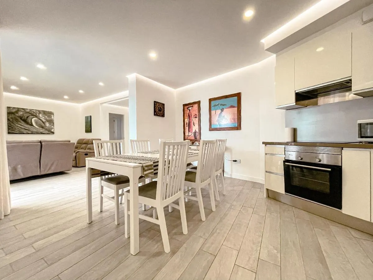 3-Bed Flat , Ocean Garden , Heated Pool & Parking, Pp207 Apartment Costa Adeje  0*, Costa Adeje (Tenerife) Spain