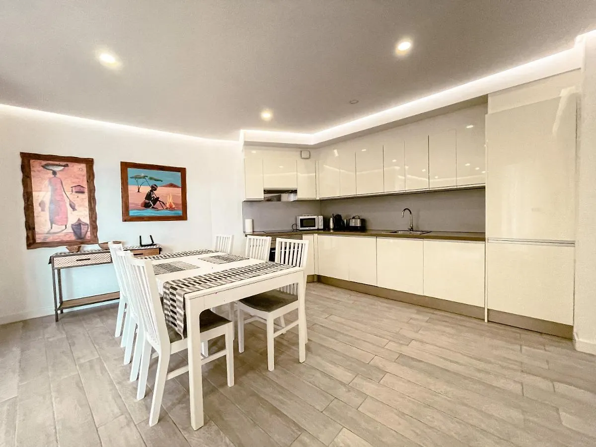 3-Bed Flat , Ocean Garden , Heated Pool & Parking, Pp207 Apartment Costa Adeje  Costa Adeje (Tenerife)