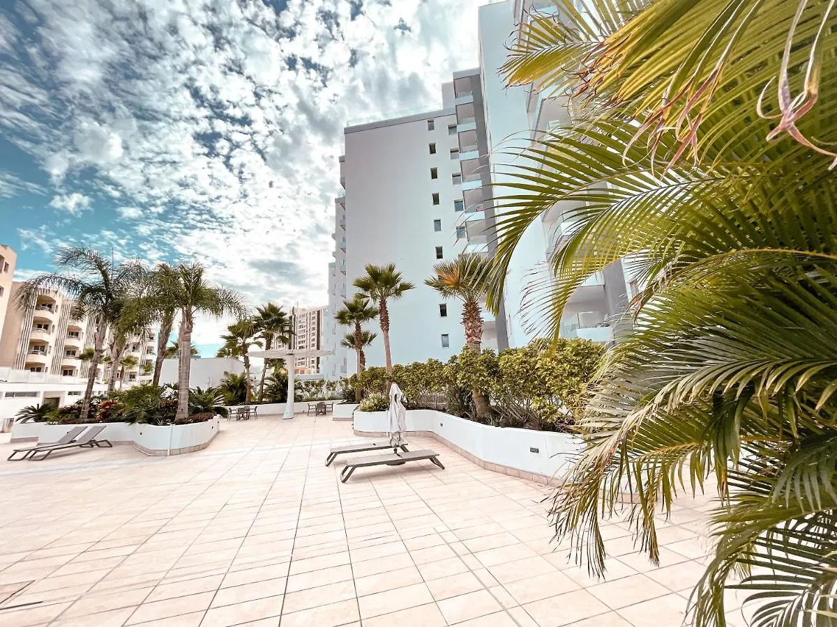 3-Bed Flat , Ocean Garden , Heated Pool & Parking, Pp207 Apartment Costa Adeje  0*, Costa Adeje (Tenerife)